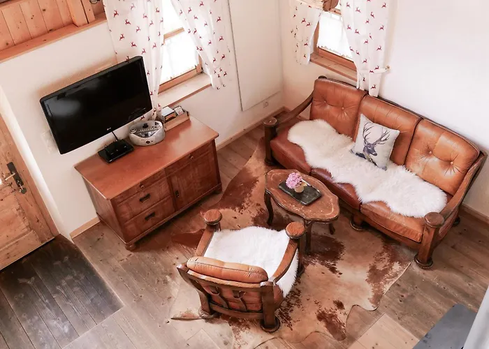 Rossweid Huette بيت للعطل